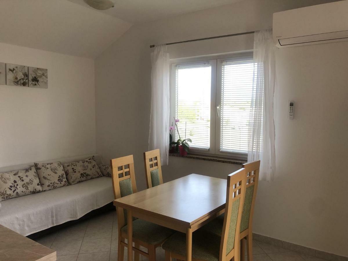 Apartment In Lopar/Insel Rab 37000 Εξωτερικό φωτογραφία